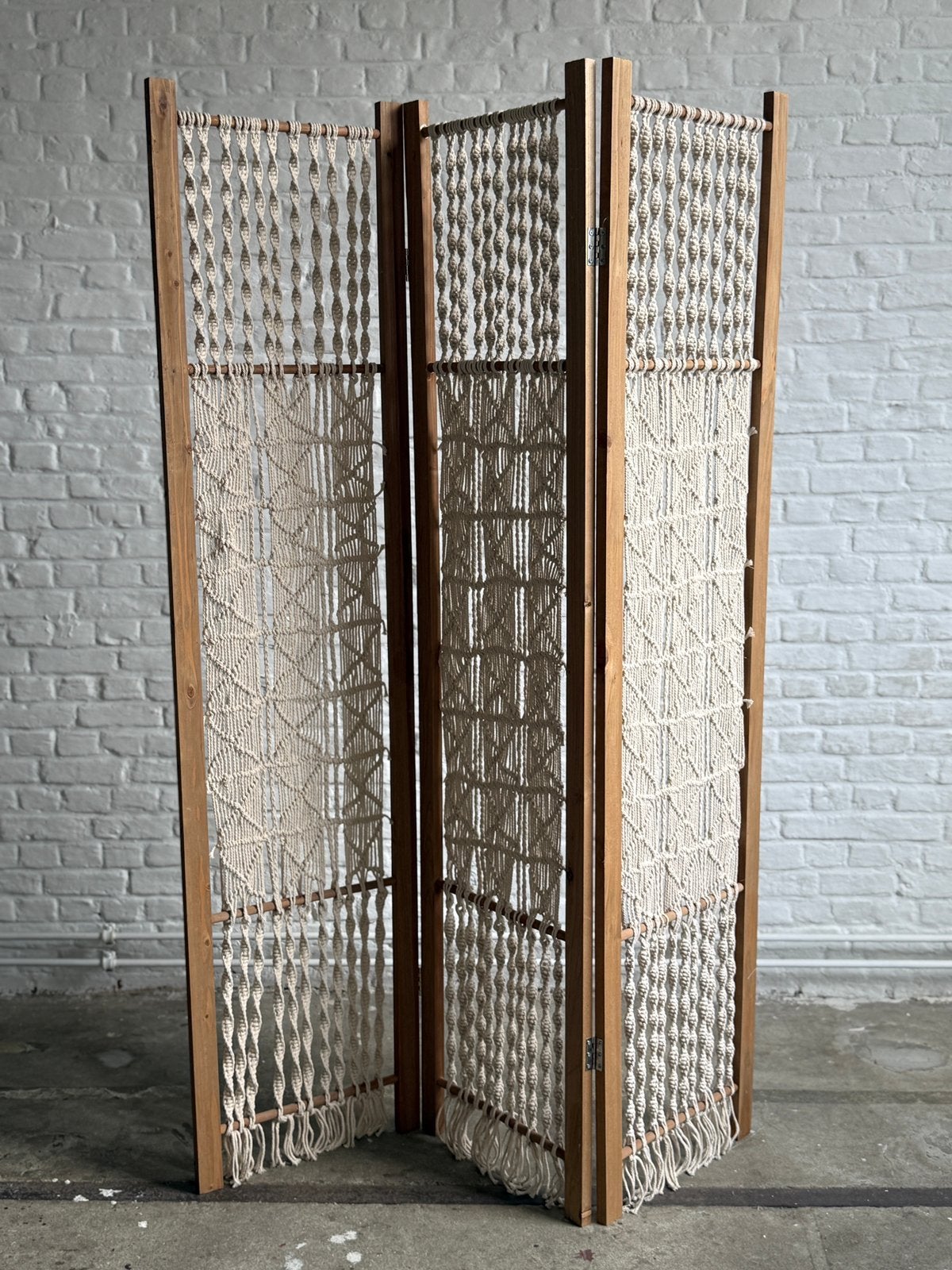 Houten kamerscherm met macramé, Ophalen, Zo goed als nieuw