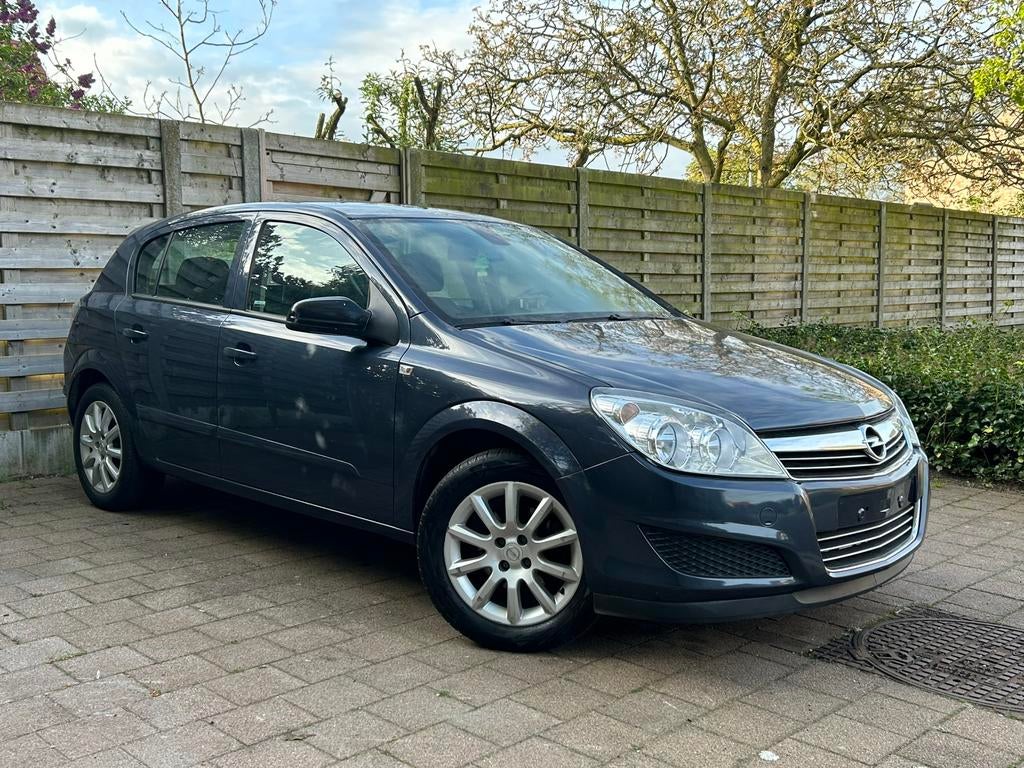 Opel Astra H 2008 Airco 1.4 Benzin Cruise Control!, Auto's, Handgeschakeld, 5 deurs, Particulier, Astra