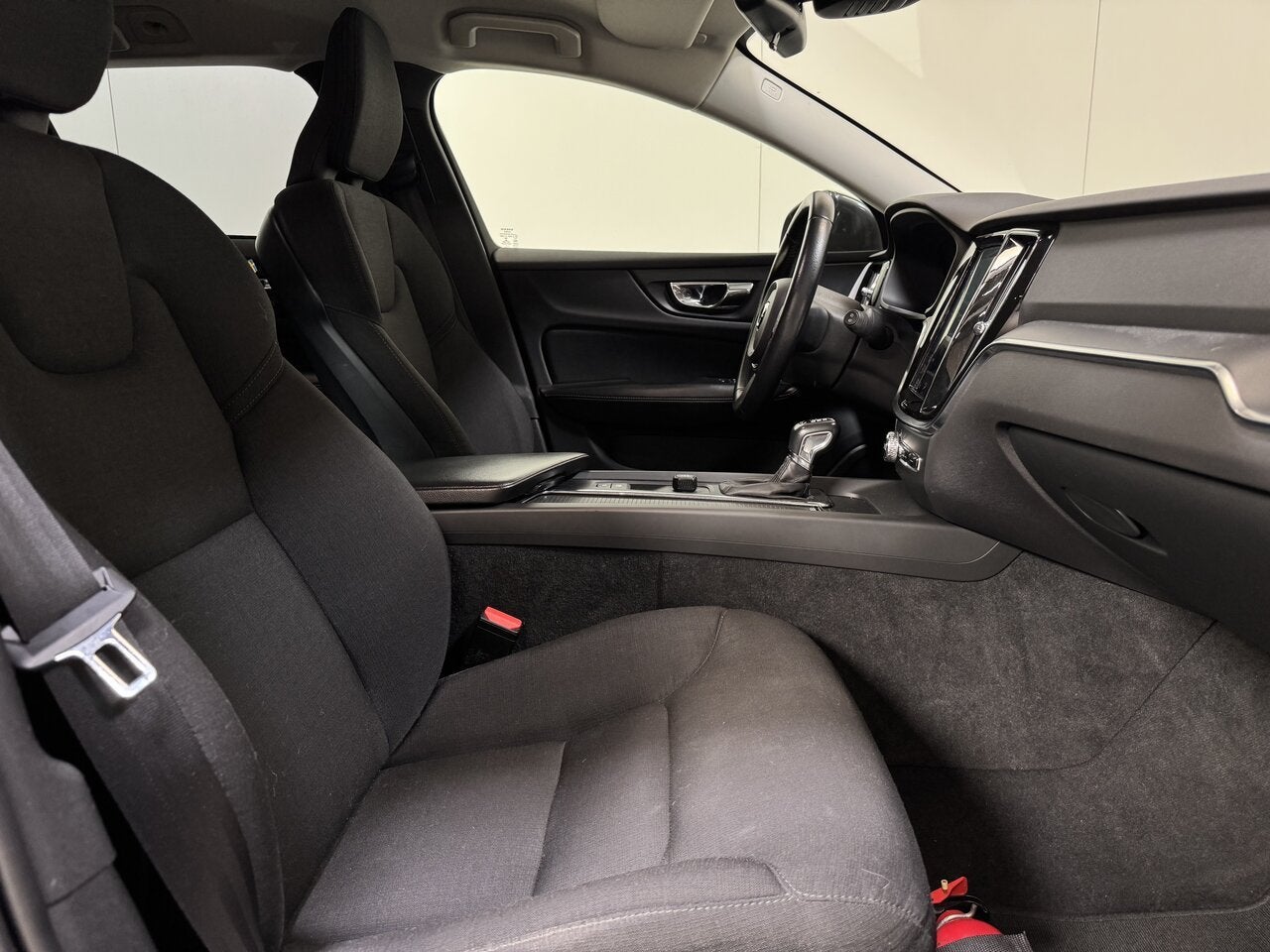 Volvo V60 2.0 Diesel Automaat - GPS - Airco - Topstaat!, 4 deurs, 4 cilinders, 1969 cc, 0 kg
