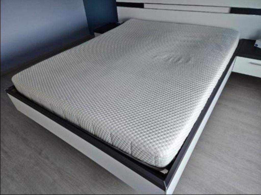 Matelas LATTOFLEX 2 personnes, Maison & Meubles, Chambre à coucher | Matelas & Sommiers, Enlèvement, Matelas