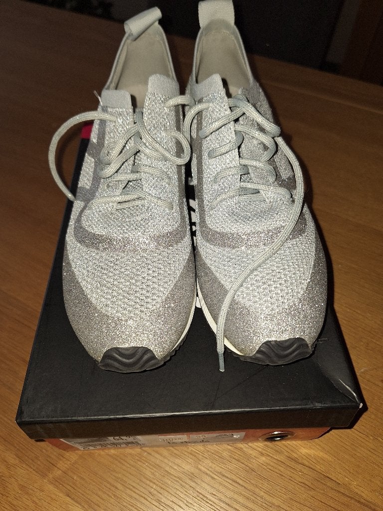 Baskets, Autre, Gris, Enlèvement ou Envoi, Sneakers et Baskets