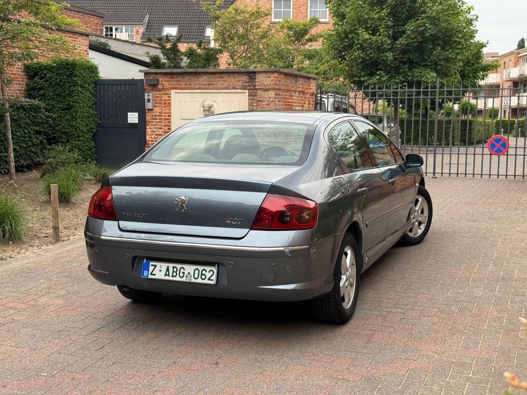Peugeot // 407, Auto's, Peugeot, Voorwielaandrijving, Stof, 4 cilinders, 1505 kg