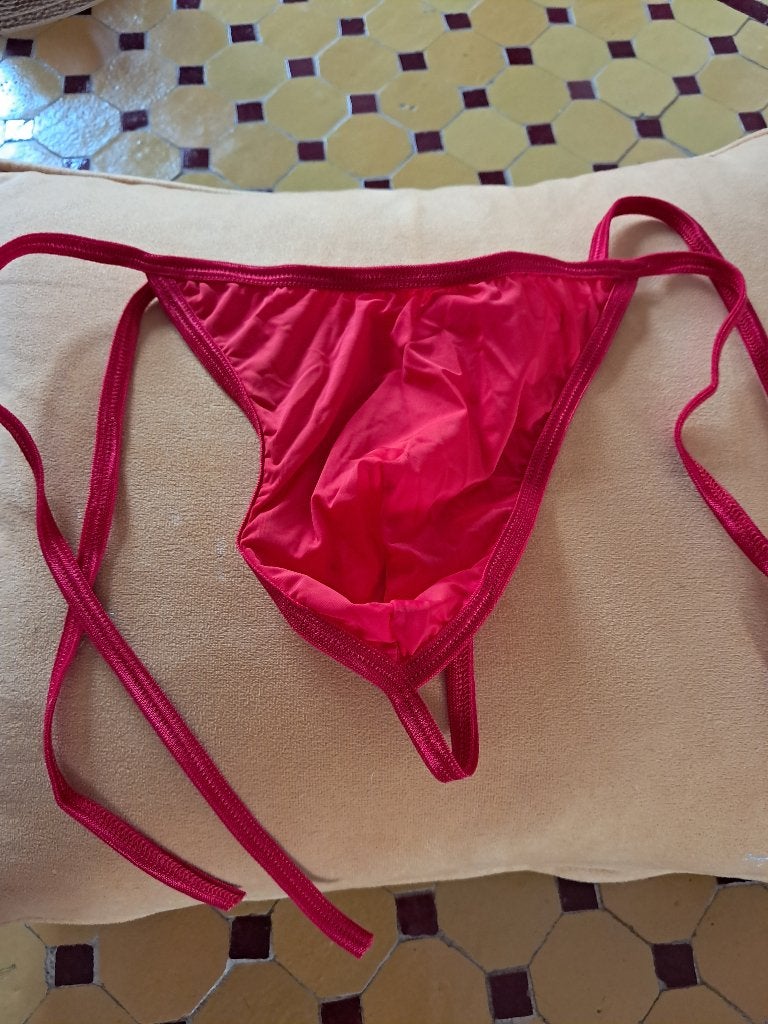 Mooie rode string voor heren, sexy one size, Kleding | Heren, Ophalen, Rood