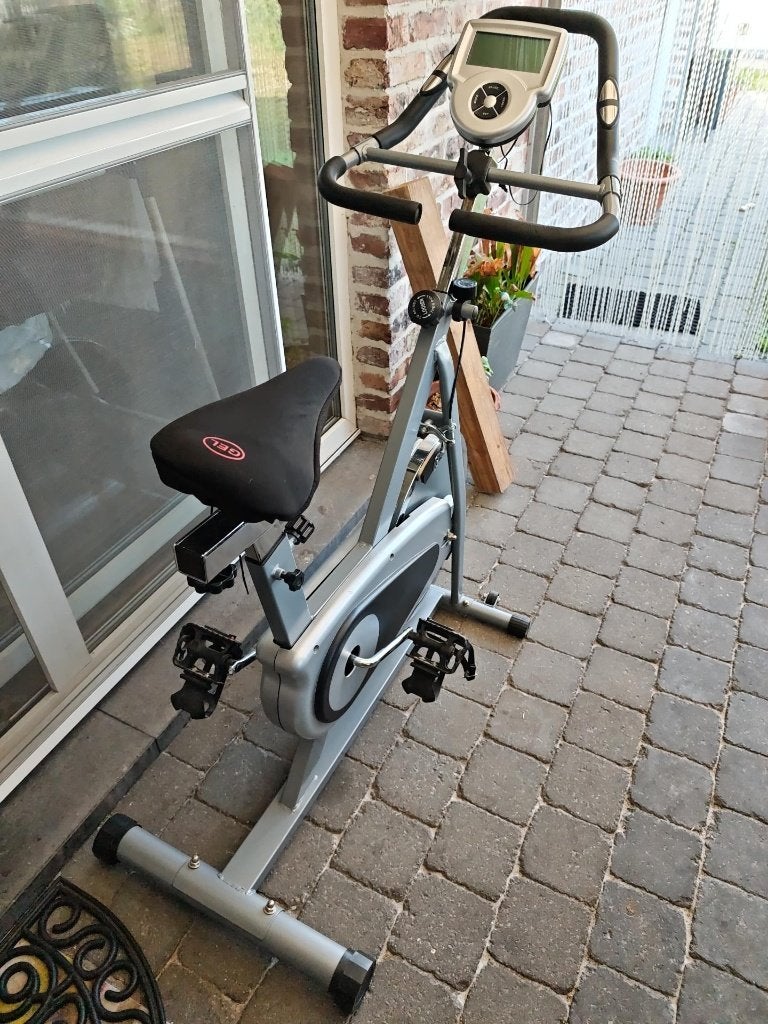 Spinning bike, Sport en Fitness, Ophalen, Spinningfiets, Zo goed als nieuw, Metaal