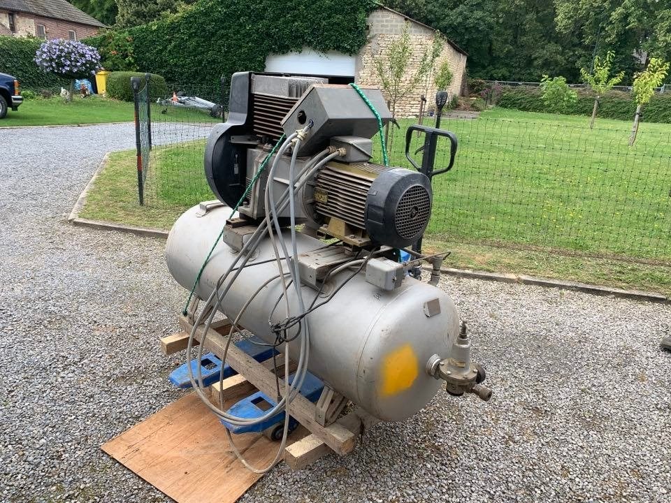 compressor, Doe-het-zelf en Bouw, 100 liter of meer, Ophalen, Gebruikt, 10 bar of meer