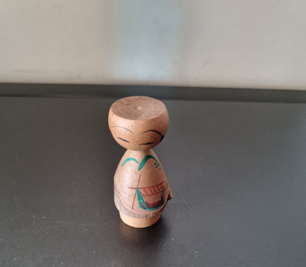 Leuke Omiyage Kokeshi, Antiek en Kunst, Kunst | Niet-Westerse kunst, Pop, Japan, Hout, Meerkleurig, Geschilderd, Handgemaakt, Versierd