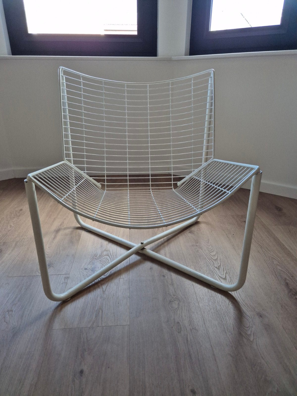 Chaise design Ikea Niels Gammelgaard, Enlèvement