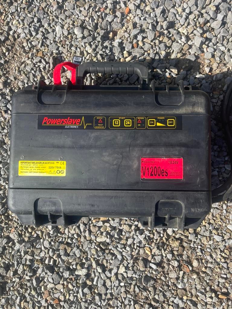 Powerslave startbooster 12v/24v, Ophalen, Zo goed als nieuw