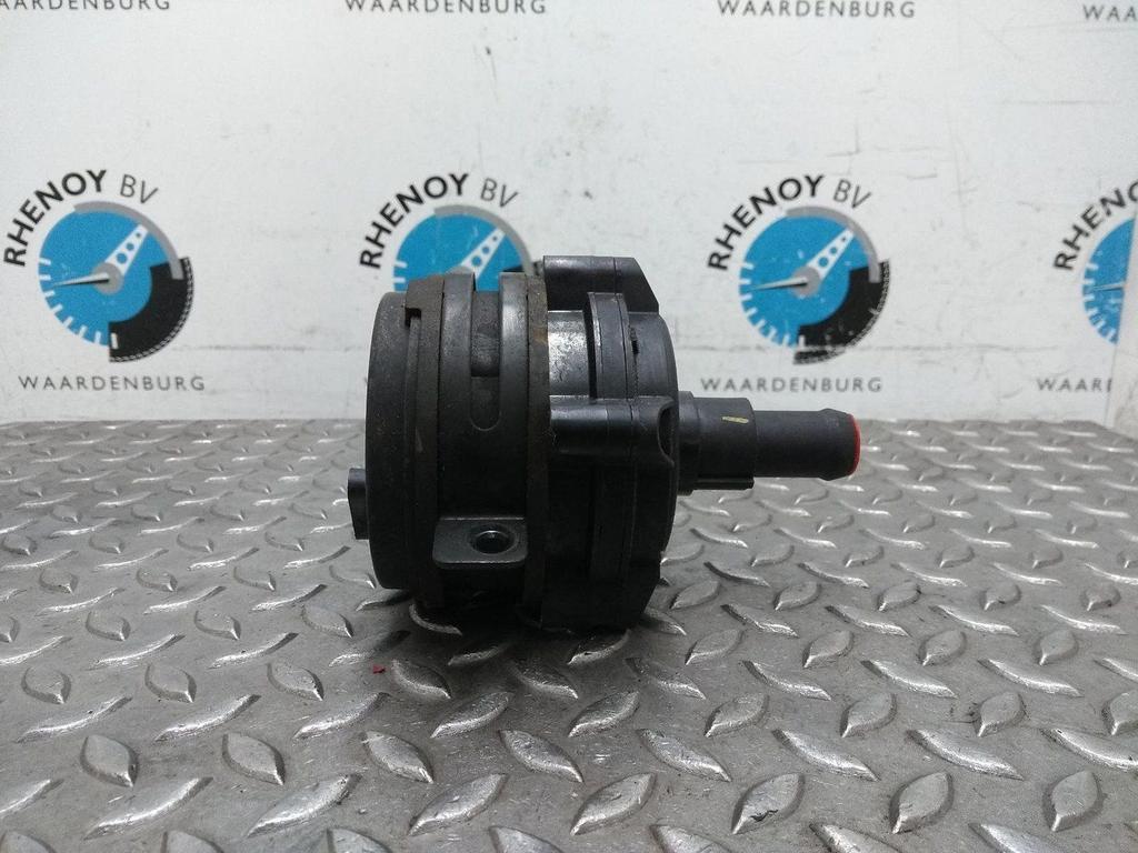 FORD FOCUS WATERPOMP 2013, Ophalen of Verzenden, Gebruikt, Stiba lid