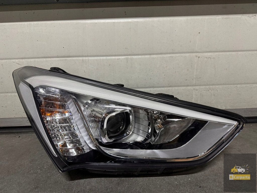 92102B8XXX, Hyundai Santa Fe III xenonlamp rechts, Gebruikt, Heolleung-ro 12
06797  Seoul, Info@hyundai.com, Hyundai