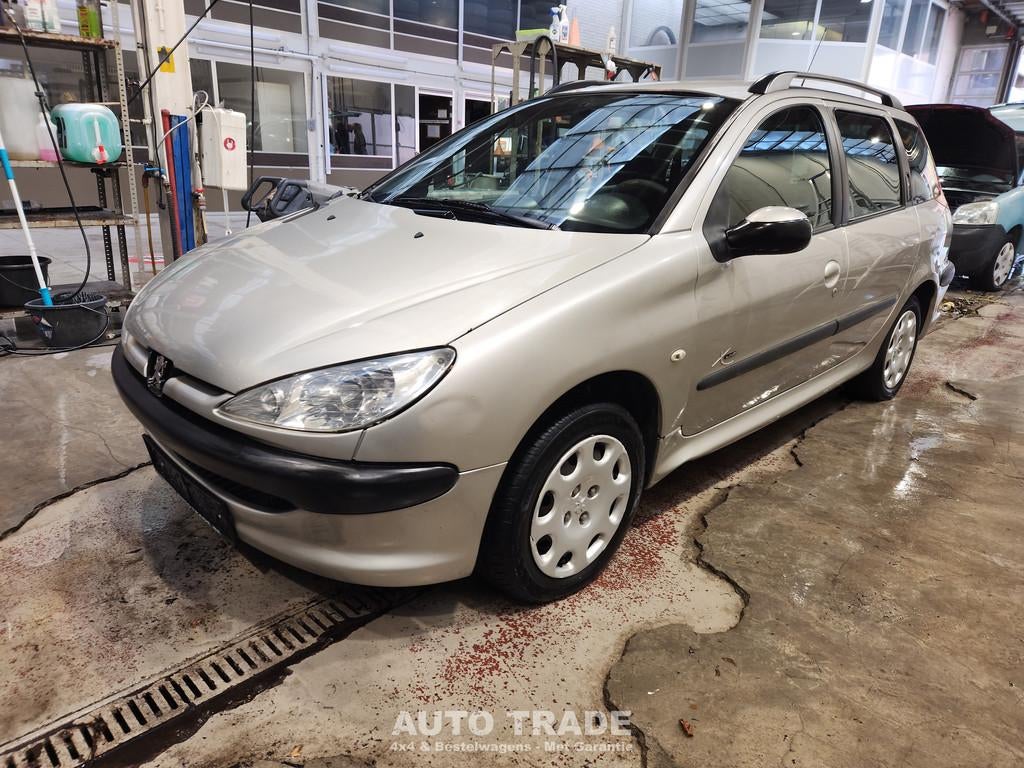 Peugeot 206 1.6 Diesel | Airco | 1 jaar garantie | keuring, Auto's, Voorwielaandrijving, Stof, 4 cilinders, 1600 cc