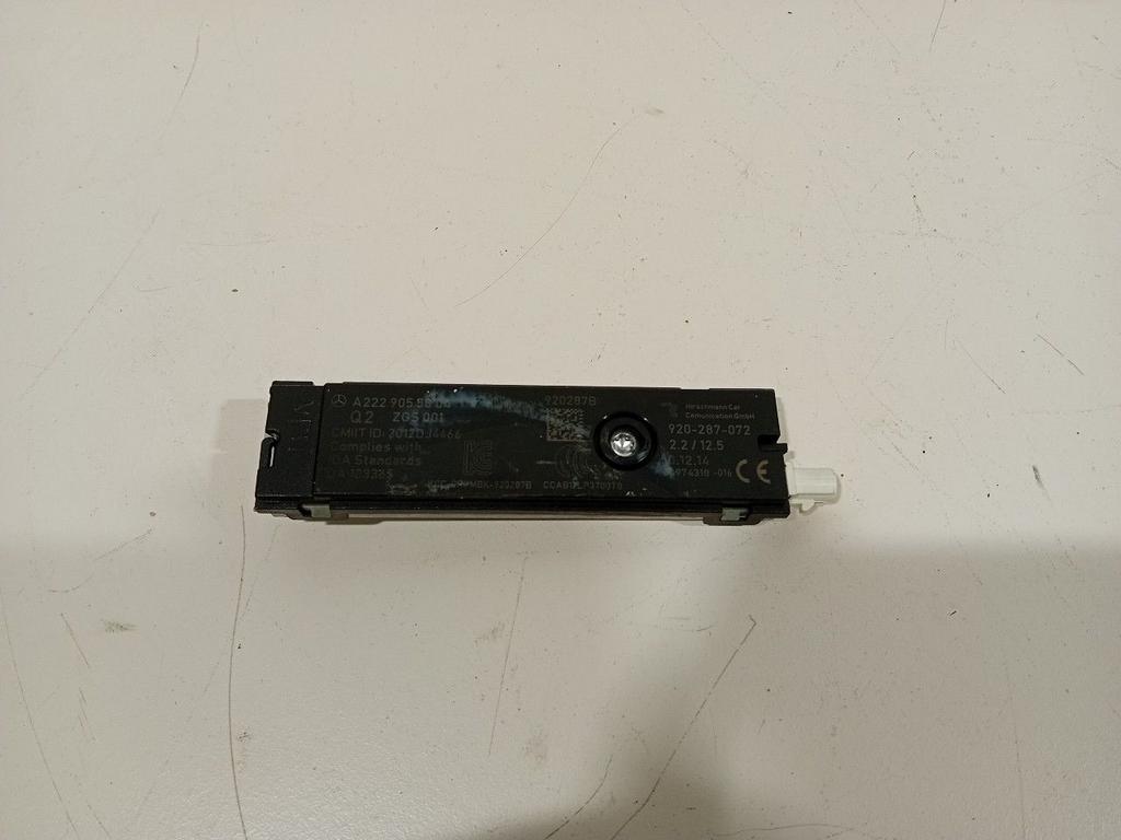 Antenne versterker Mercedes-Benz Vito, Ophalen of Verzenden, Van der Ven Autorecycling B.V., Onderdelen@venauto.nl, Ettenseweg 76, 4706 PB Roosendaal, The Netherlands