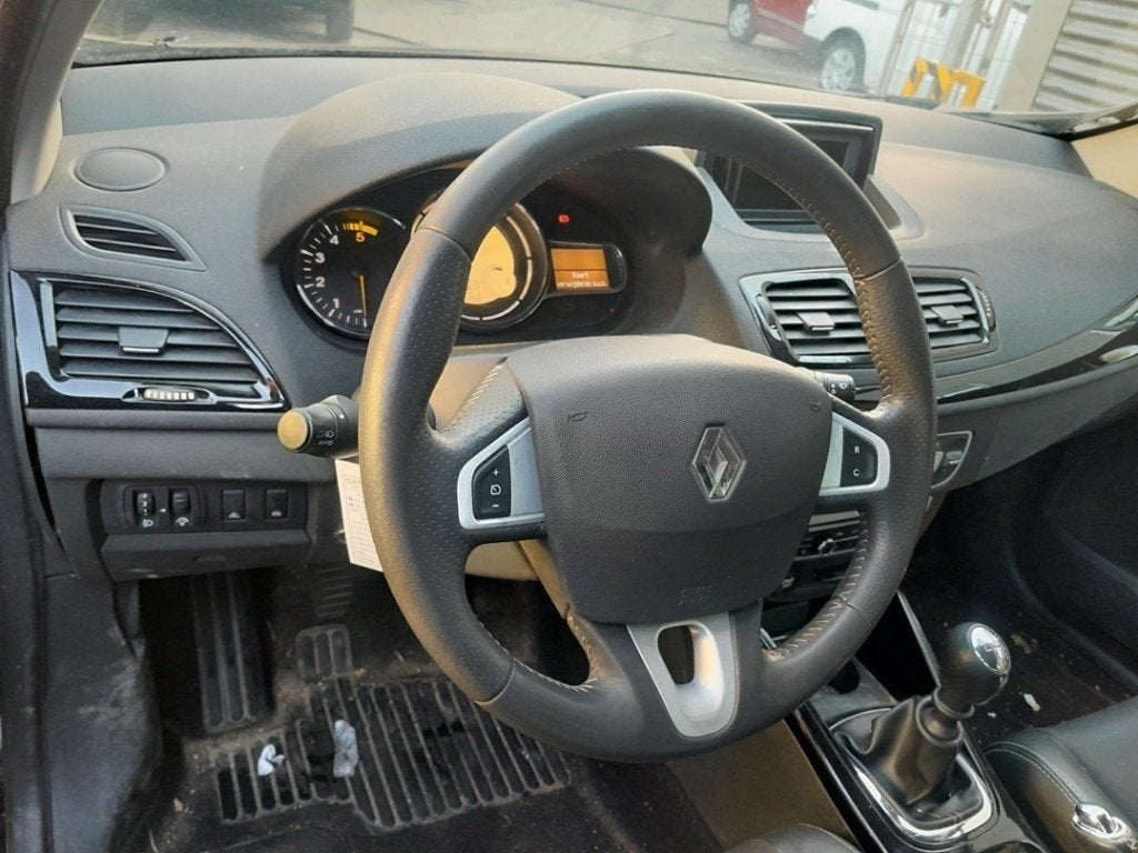 AIRBAG VOLANT Megane III Grandtour (KZ) (|985100009R|), Autos : Pièces & Accessoires, Renault, Utilisé, Peter-Huppertz-Straße 5
51063  Köln, DE