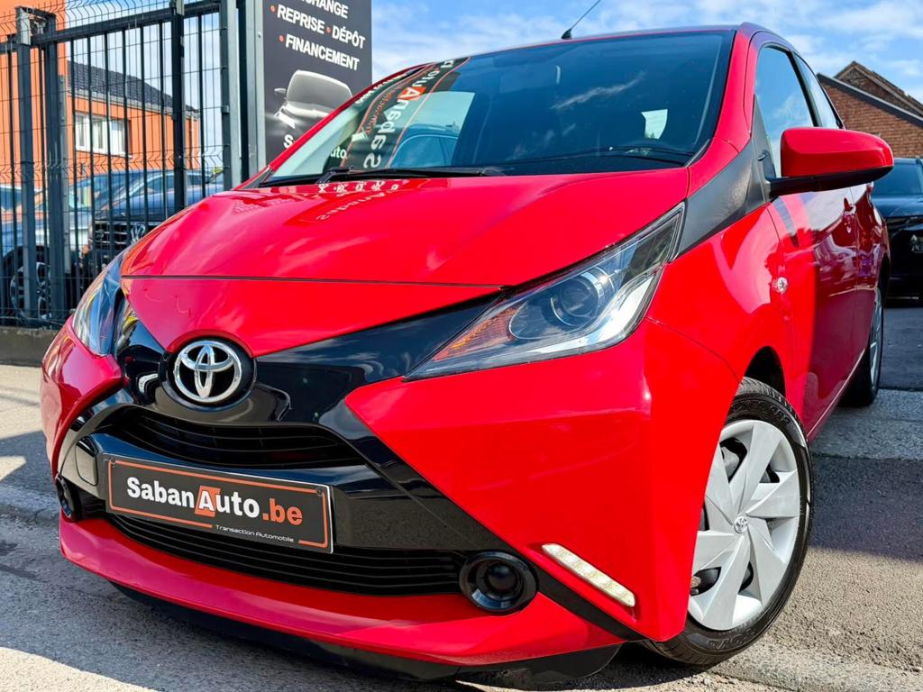 Toyota Aygo 1.0 Essence AUTOMATIQUE 2018, Autos, Toyota, Entreprise, Achat, Aygo, Essence, Euro 6, Berline, Automatique, Rouge