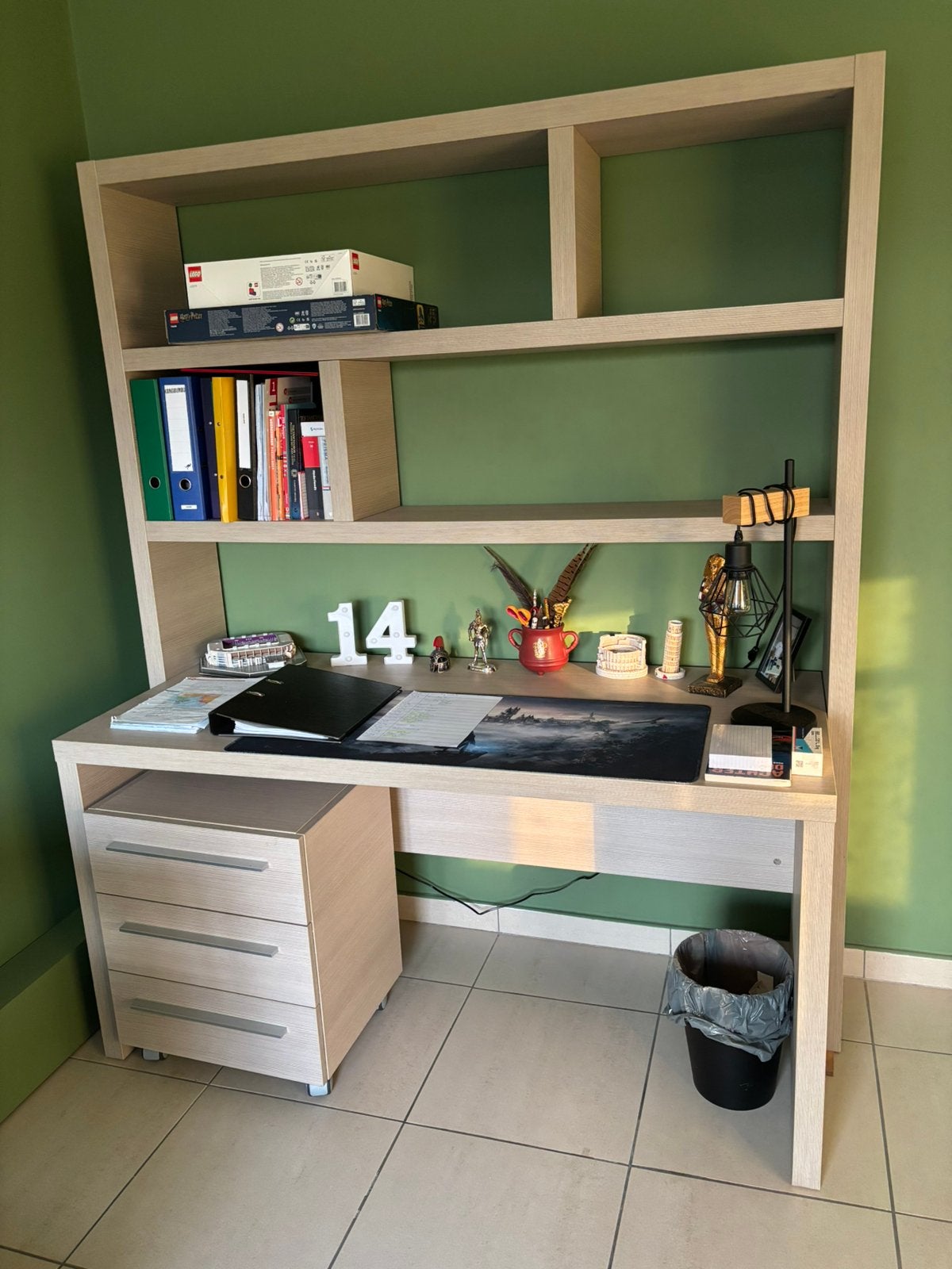 Bureau met boekenrek, Enlèvement, Comme neuf