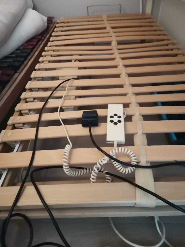 Hospitaalbed met electriche hoofd en voeteinde, Huis en Inrichting, Ophalen, Eenpersoons, Bruin, 120 cm