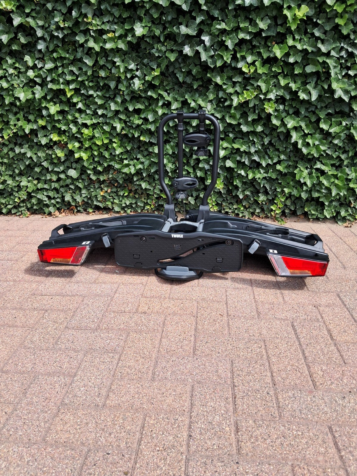Thule aesyfold XT 2 933 Black Edition 60kg, Auto diversen, Fietsendragers, Nieuw, Trekhaakdrager, 2 fietsen, Brede banden, Elektrische fiets