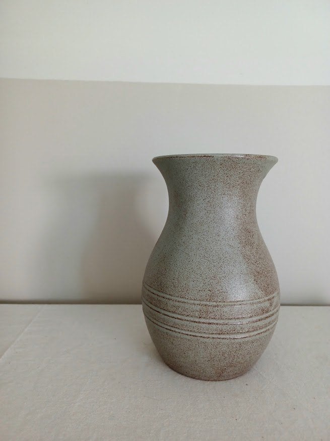 Vallauris – '70 handgemaakt Frans keramiek – vaas – 20 cm, Antiek en Kunst, Ophalen of Verzenden