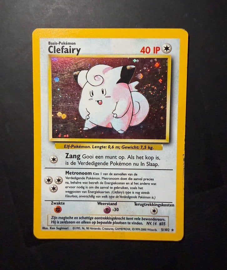 Clefairy 5/102 Holo – Base Set – Nederlands 🇳🇱, Ophalen of Verzenden, Gebruikt, Losse kaart, Foil