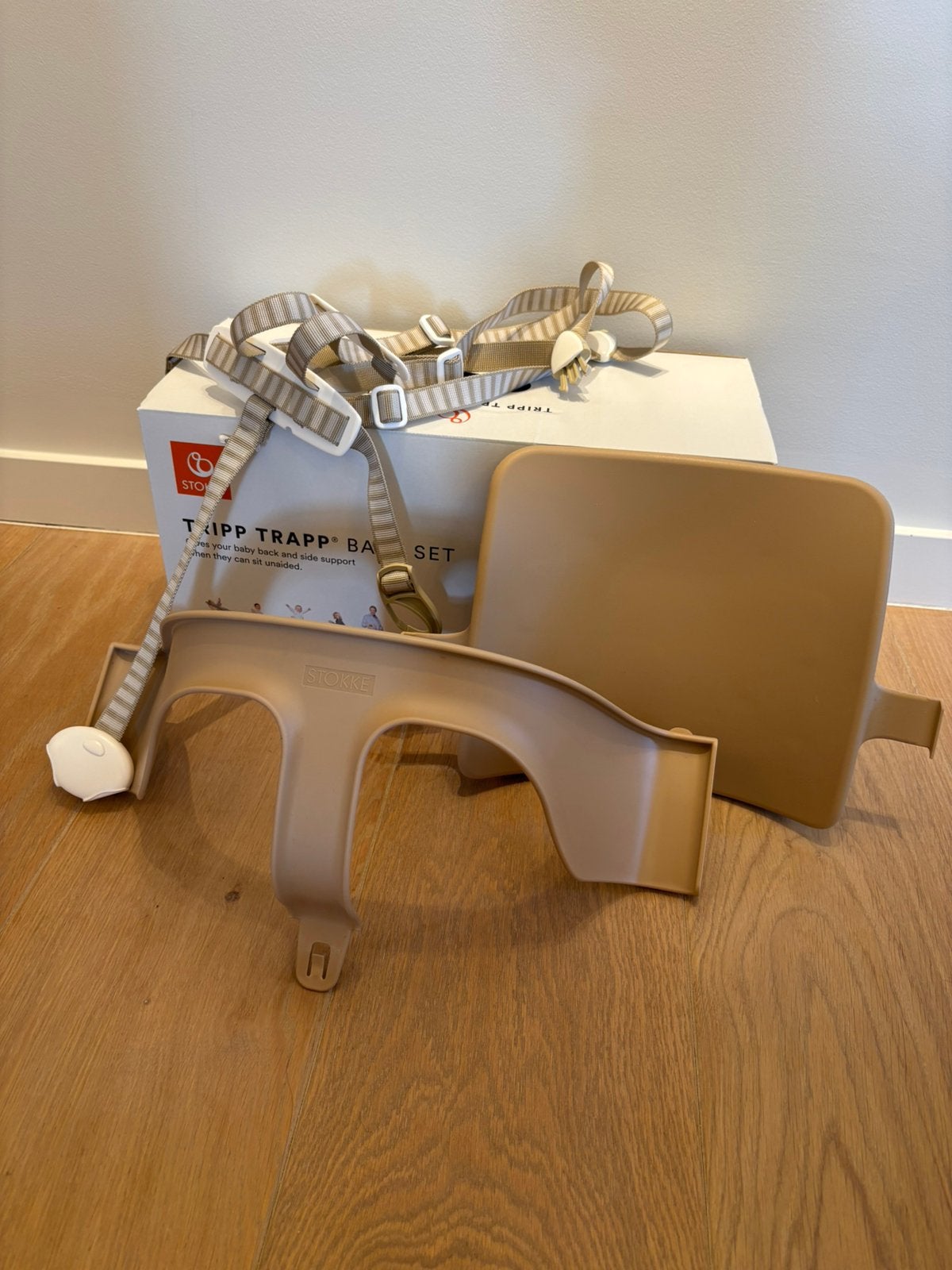 Tripp trapp baby set + harnas., Ophalen, Zo goed als nieuw