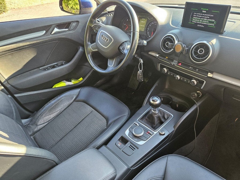 Audi A3 Sportback 1.6 TDi EURO 6B  CT OK + CAR PASS, Autos, Achat, Euro 6, Entreprise, Boîte manuelle