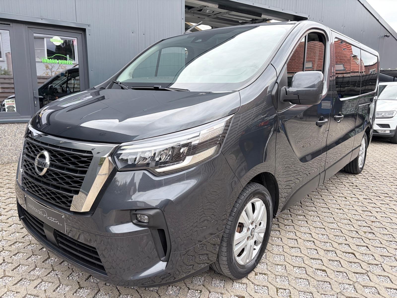 Nissan NV300 Minibus - Automaat - Lang chassis - 23884€+bt, Auto's, Nissan, Gebruikt, 4 cilinders, https://public.car-pass.be/vhr/cdd6aabf-cf1d-4ab6-af6f-1400d81f6b67