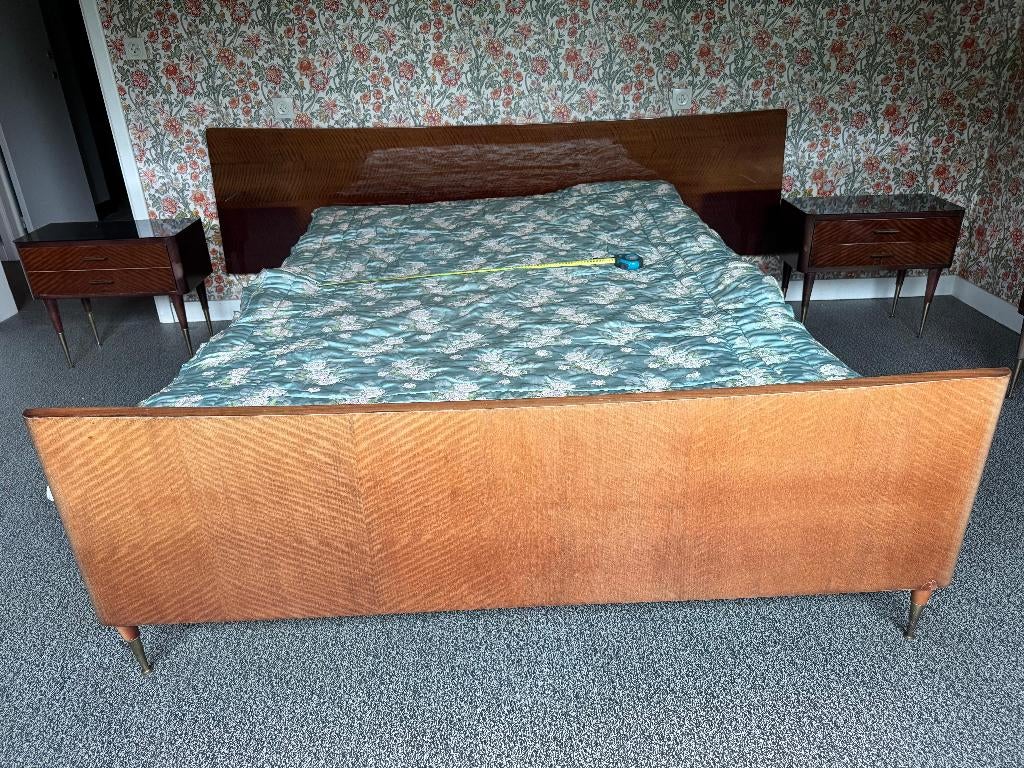 Vintage tweepersoonsbed 160x200 cm gevlamd houtfineer, Huis en Inrichting, Slaapkamer | Bedden, 200 cm, Ophalen