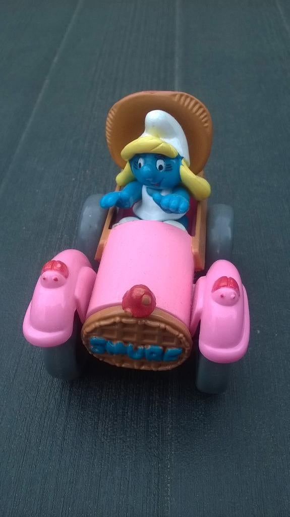 Smurfin in wagen – Toy Island, Ophalen of Verzenden, Gebruikt, Smurfin, Poppetje, Figuurtje of Knuffel