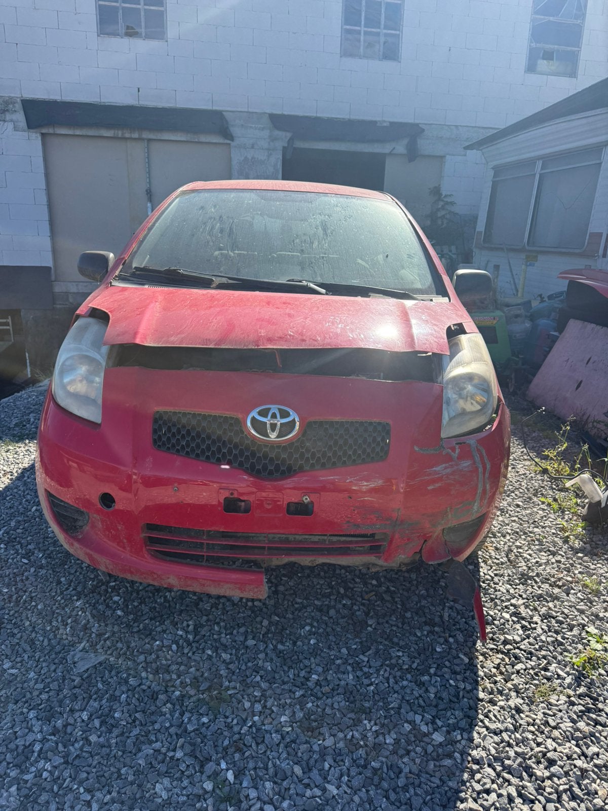 Toyota yaris 1.0 essence BIEN LIRE, Autos, Particulier, Achat, Yaris