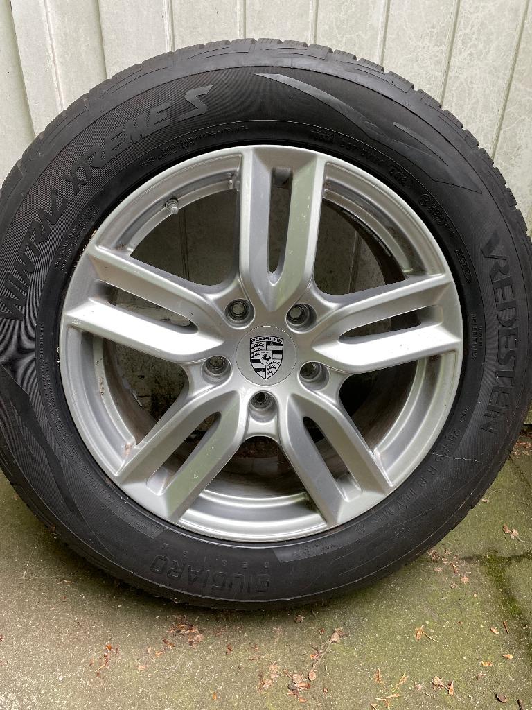 Winterbanden op velg Porsche, Auto-onderdelen, Banden en Velgen, Velg(en), Winterbanden, 18 inch, Ophalen