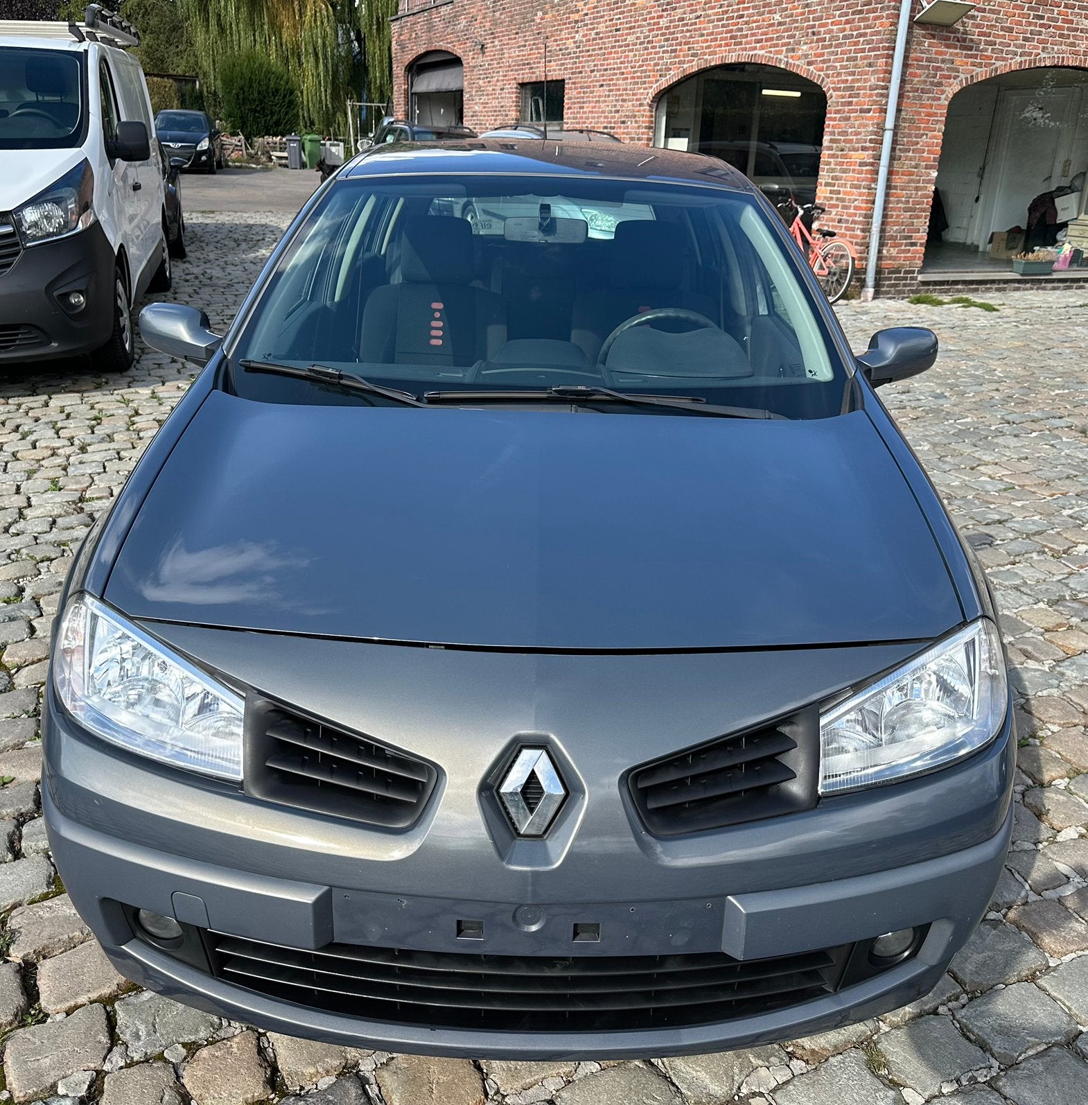 Renault megane facelift benzine/5deurs/airco/gekeurd, Auto's, Voorwielaandrijving, Dealer onderhouden, Stof, Zwart