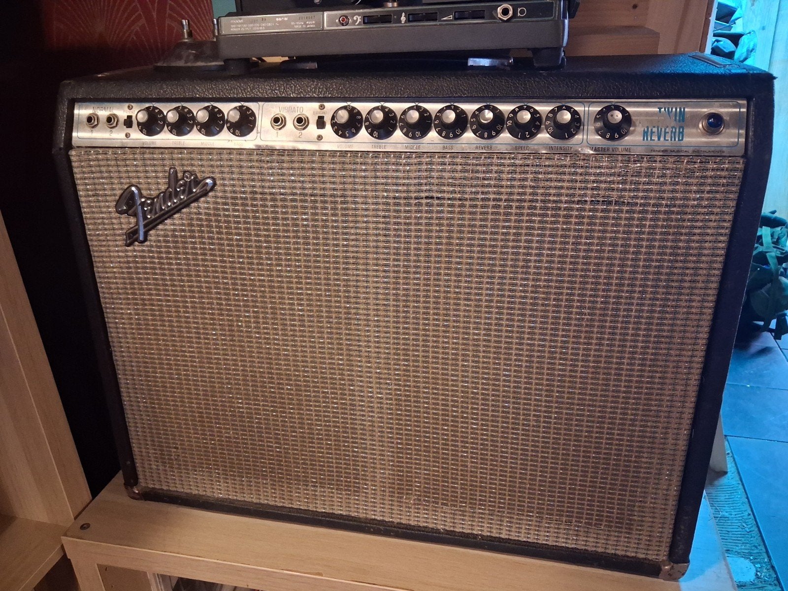 fender twin revers 1973, Musique & Instruments, Amplis | Basse & Guitare, Enlèvement, Utilisé, Guitare, 100 watts ou plus