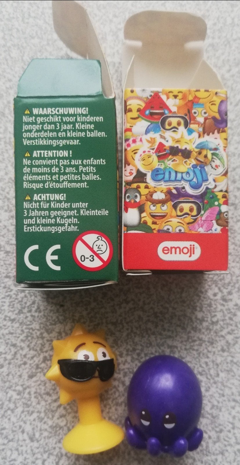 2 Emojis 2026 action du supermarché Aldi, Aldi, Ophalen of Verzenden
