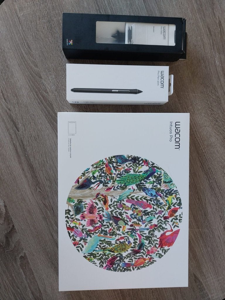 Wacom Intuos Pro (Medium) + Wacom Pro Pen Slim & Extra Nibs, Computers en Software, Tekentablets, Ophalen, Multi-touch, Nieuw