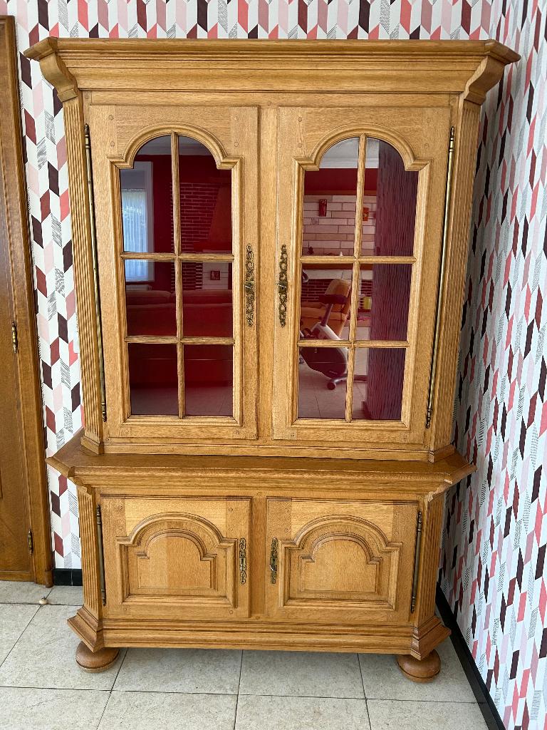 armoire de décoration, Enlèvement