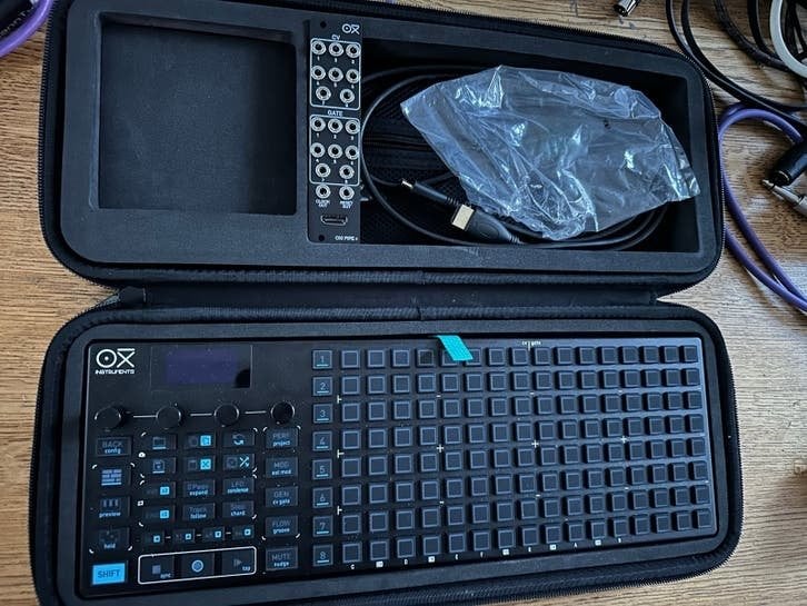 Oxi One MkII + pijp + tas, Ophalen of Verzenden, Zo goed als nieuw