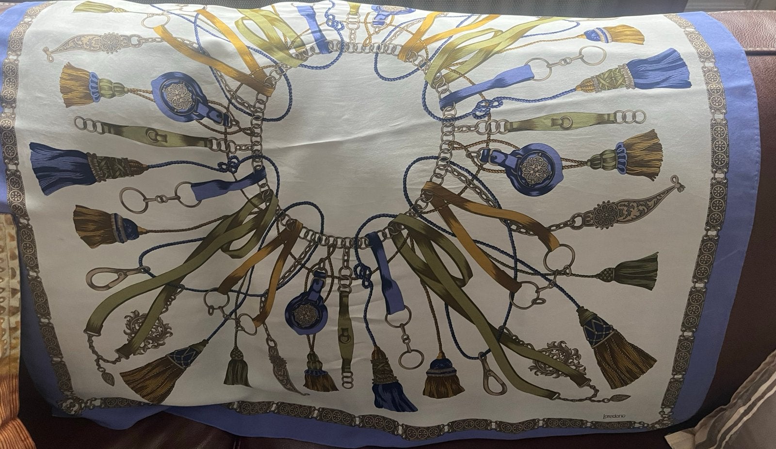 Foulard Loredano, Enlèvement