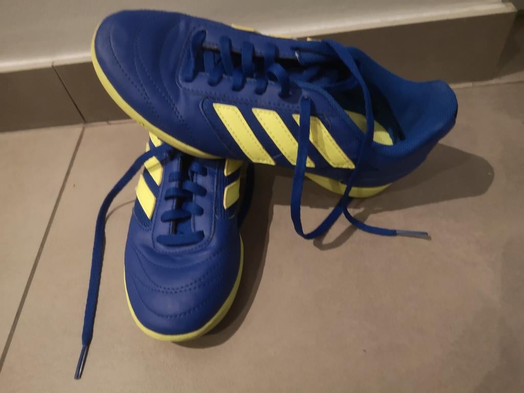 Zaalvoetbalschoenen, Ophalen, Zo goed als nieuw, Schoenen
