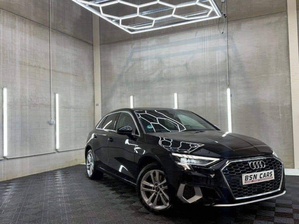 AUDI A3 40TFSIe/LEER/CARPLAY/ACC/GARANTIE, Auto's, Zwart, Leder, 150 kW, ABS