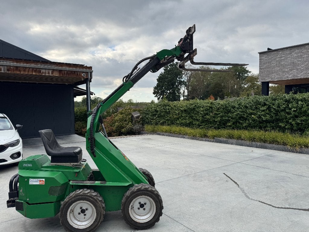 Mini loader Avant 320+, Enlèvement