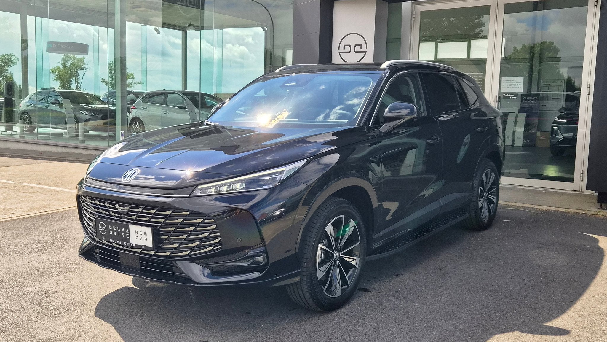 MG HS 1.5 T-GDi PHEV LUXURY ✅ 100 KM EV, Zwart, Leder, Bedrijf, Hybride Elektrisch/Benzine