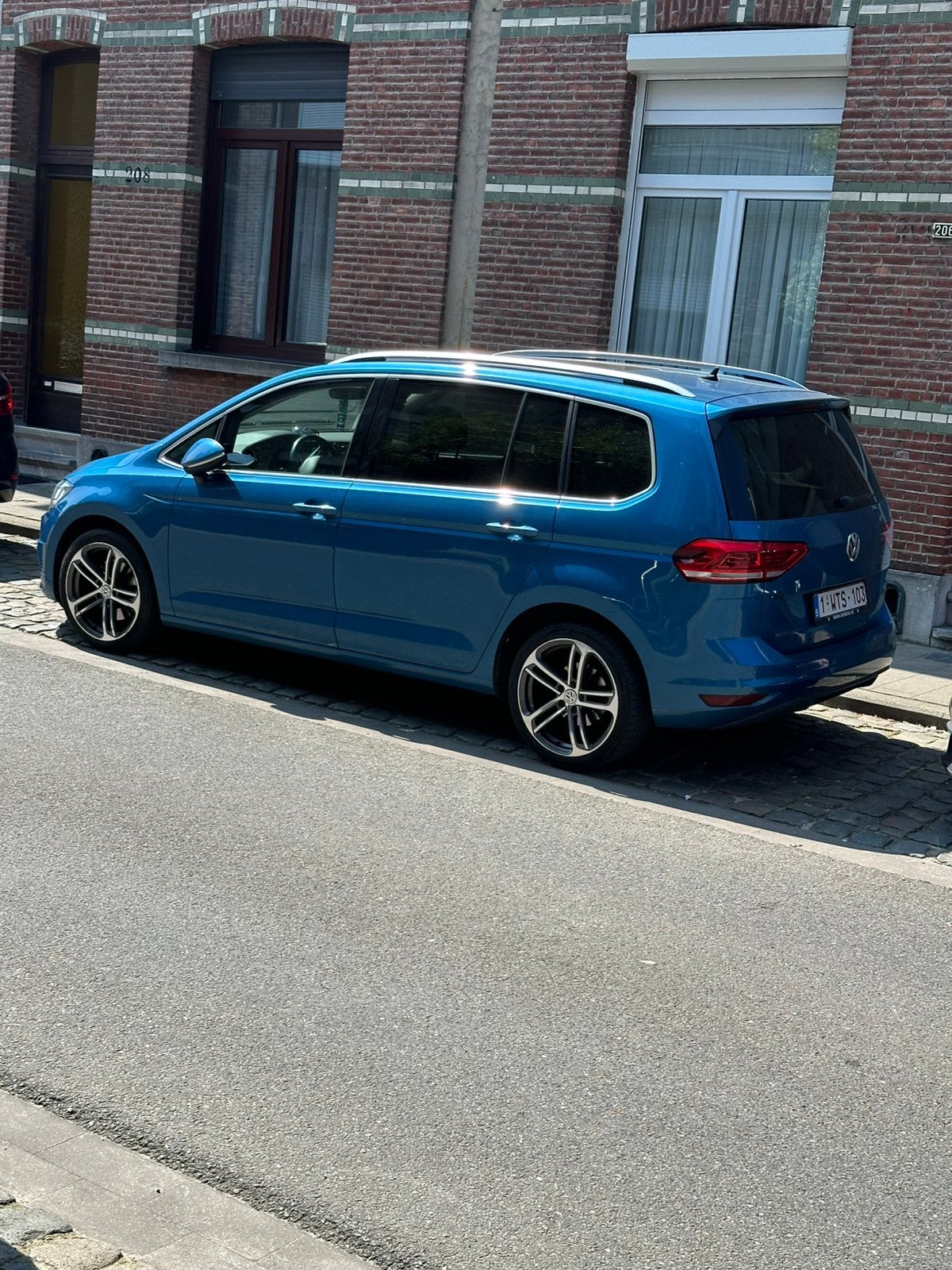 Vw Touran 1.6tdi 7 zits full option, Autos, Volkswagen, Cuir, Achat, Euro 6, 7 places