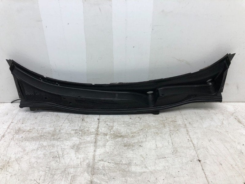 BAIE DE PARE BRISE Nissan Juke (F15) (01-2010/12-2019), Utilisé, Nissan