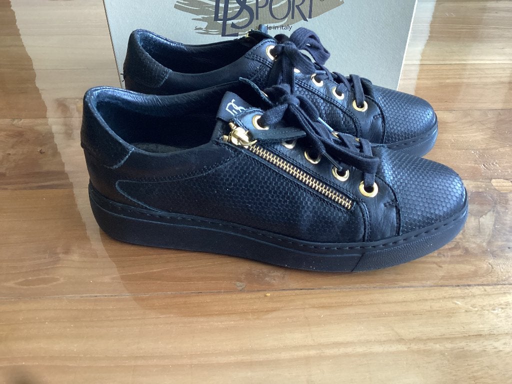 Sneakers DL sport 39, Kleding | Dames, Schoenen, Zwart, Ophalen of Verzenden, Zo goed als nieuw, Sneakers