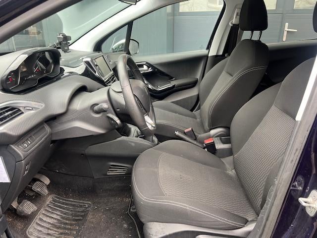 Peugeot 208 Benzine - Allure uitvoering, Autos, Achat, Euro 6, Entreprise, 82 ch