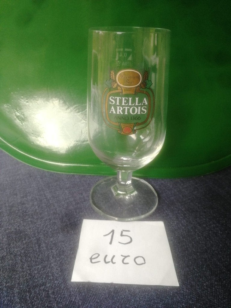 Bierglas Stella Artois Premium beer - €15, Verzamelen, Ophalen of Verzenden, Glas of Glazen, Stella Artois