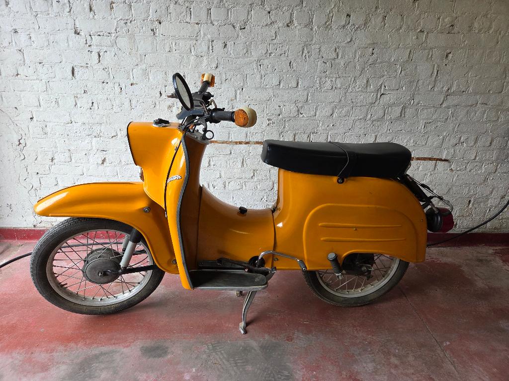 Simson Schwalbe KR 51/2 E 1983, Fietsen en Brommers, Brommers | Oldtimers, Klasse A (25 km/u), 49 cc, 3 versnellingen, Ophalen