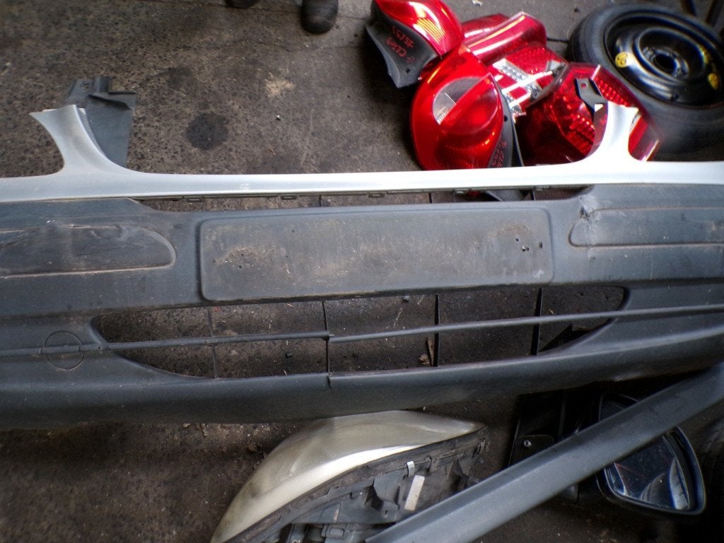 Pare choc avant Mercedes Vito 639 2003-2010 LP/15730, Autos : Pièces & Accessoires, Enlèvement, Utilisé, Avant, Pare-chocs