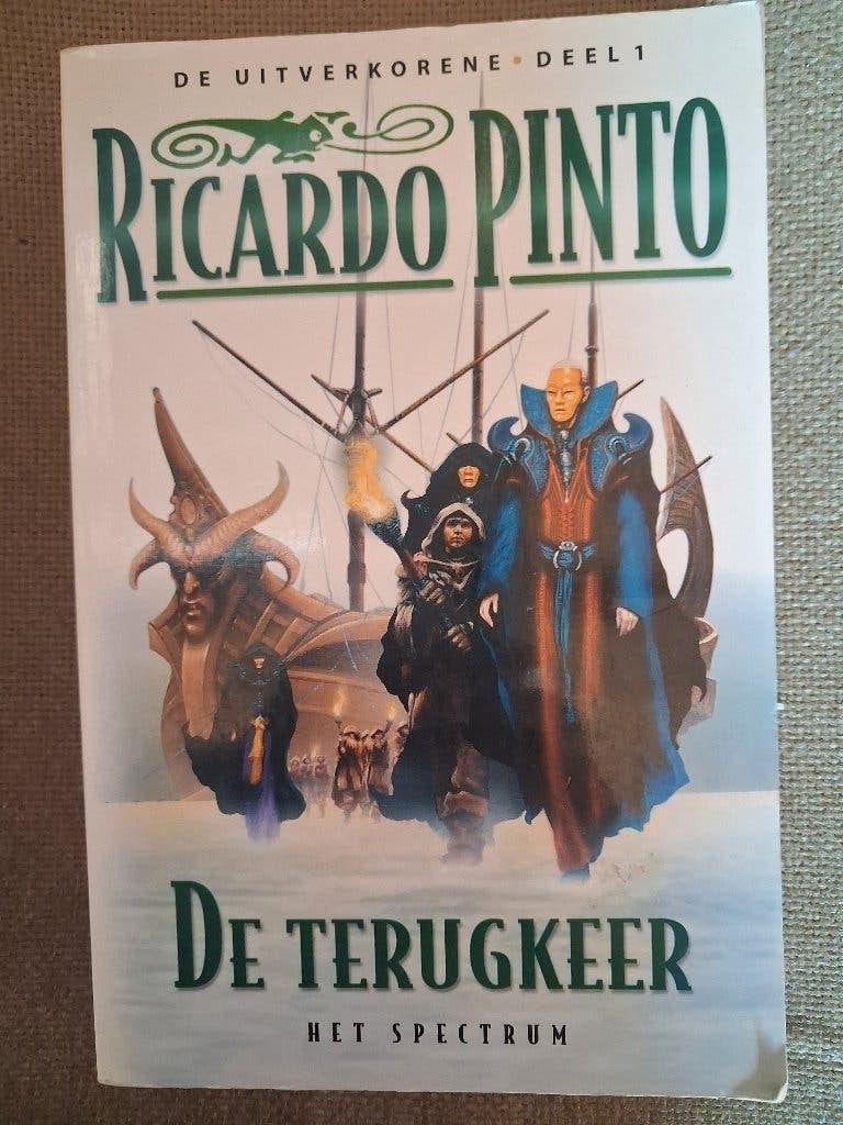 DE UITVERKORENE -DEEL 1- RICARDO PINTO, Boeken, Fantasy, Ophalen of Verzenden