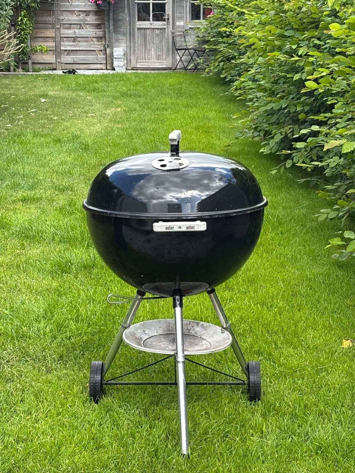 Mooie Weber Kettle BBQ houtskool te koop!, Enlèvement, Utilisé
